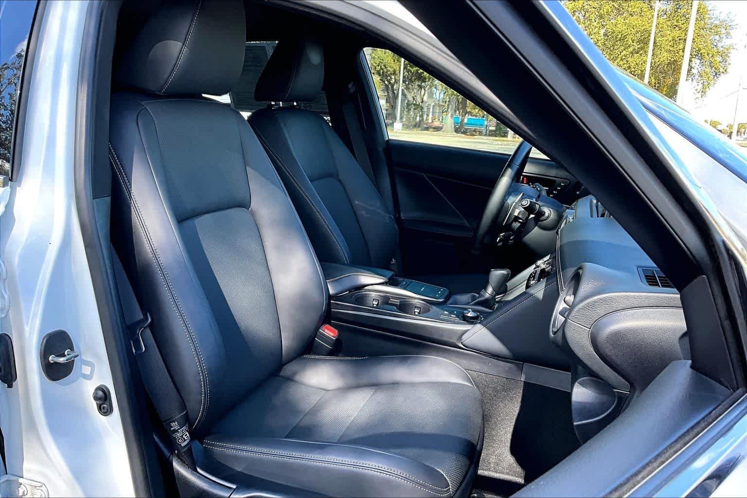 Used 2025 Eminent White Pearl Lexus  image 9