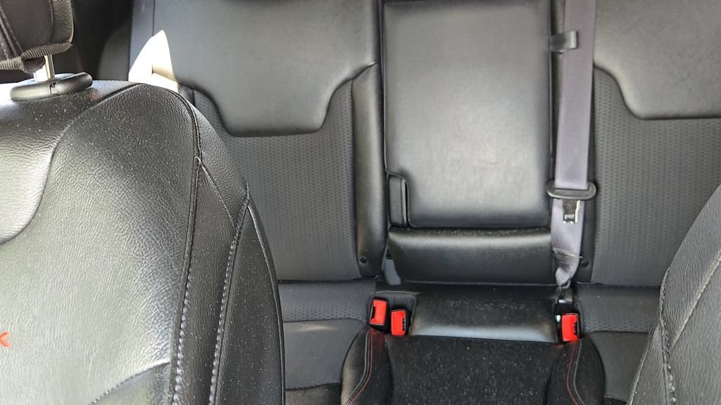 Used 2025 Bright White Clearcoat Jeep Trailhawk image 9