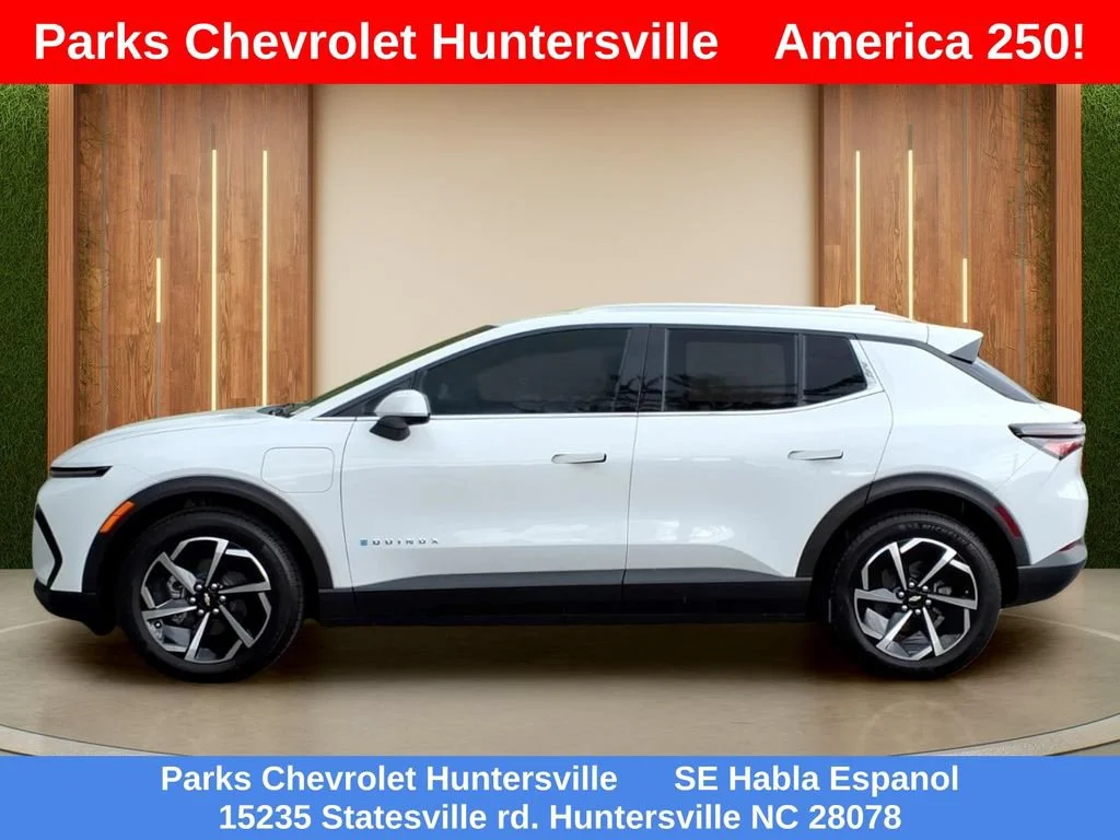 New 2026 Summit White Chevrolet LT image 28