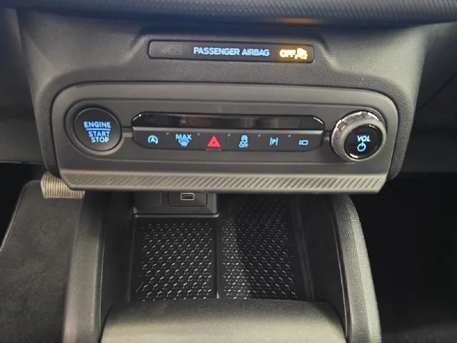 New 2026 Shadow Black Ford Outer Banks® image 27