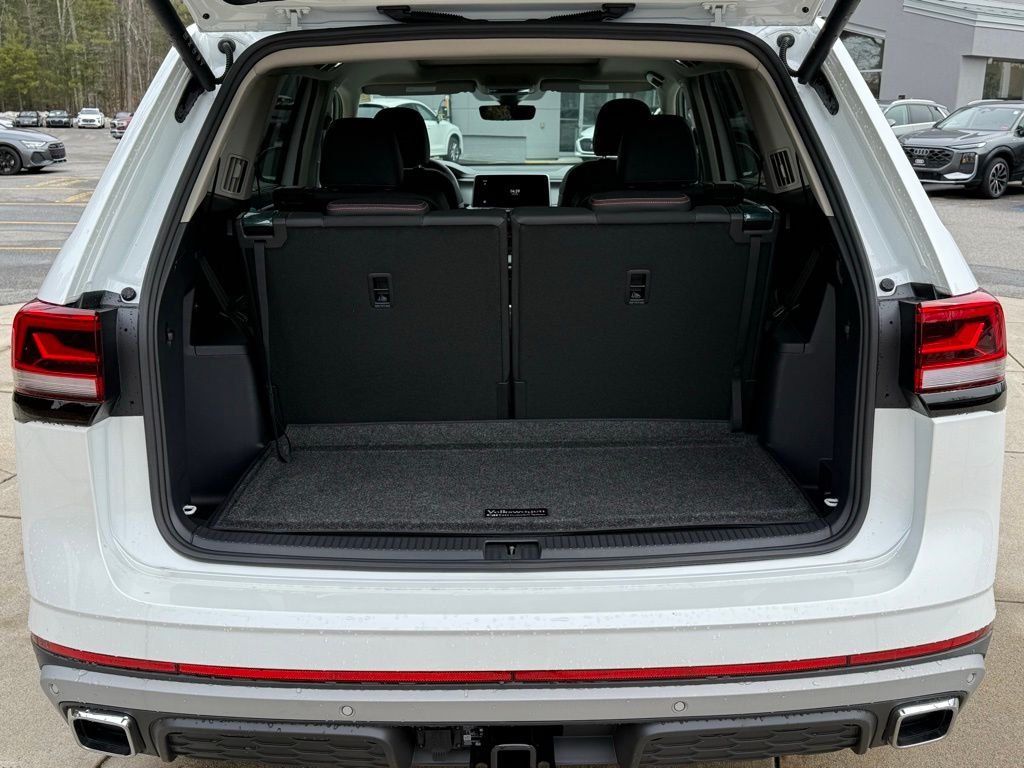 New 2026 White Volkswagen 2.0T Peak Edition image 17