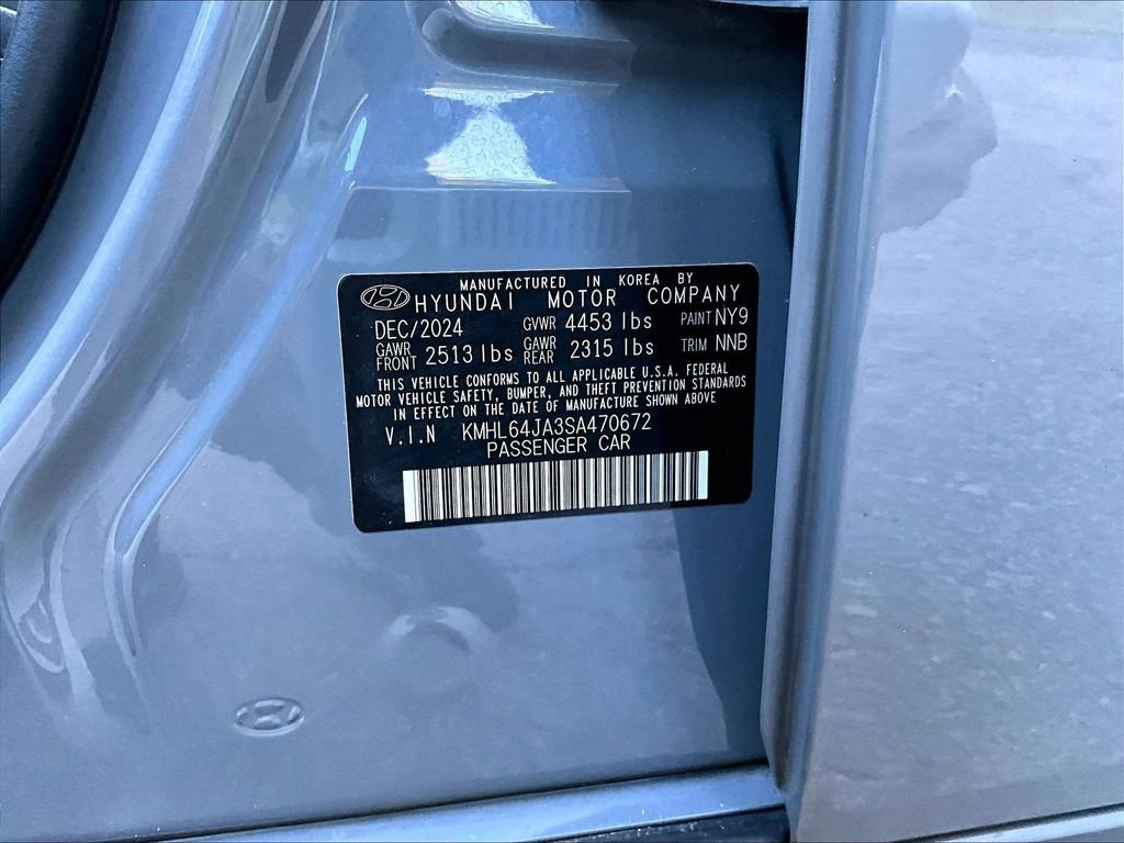 Used 2025 Blue Hyundai SEL image 9