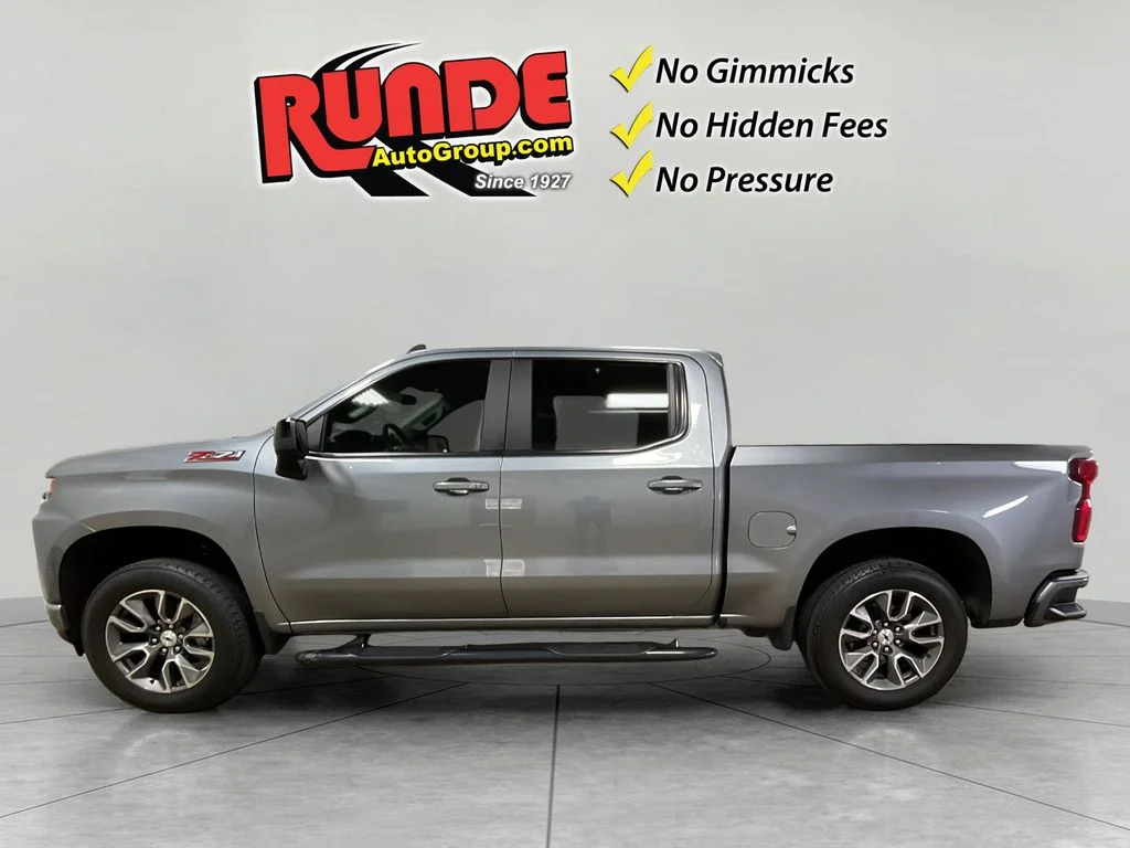 Used 2020 Satin Steel Metallic Chevrolet RST image 3
