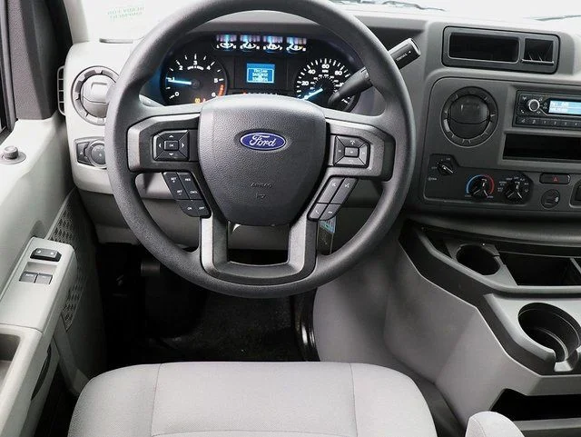 New 2025 Oxford White Ford E-350 SRW image 12