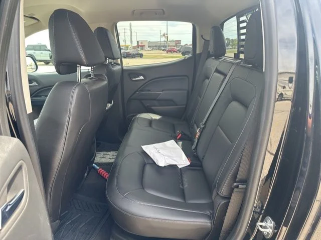 Used 2022 Black Chevrolet Z71 image 7