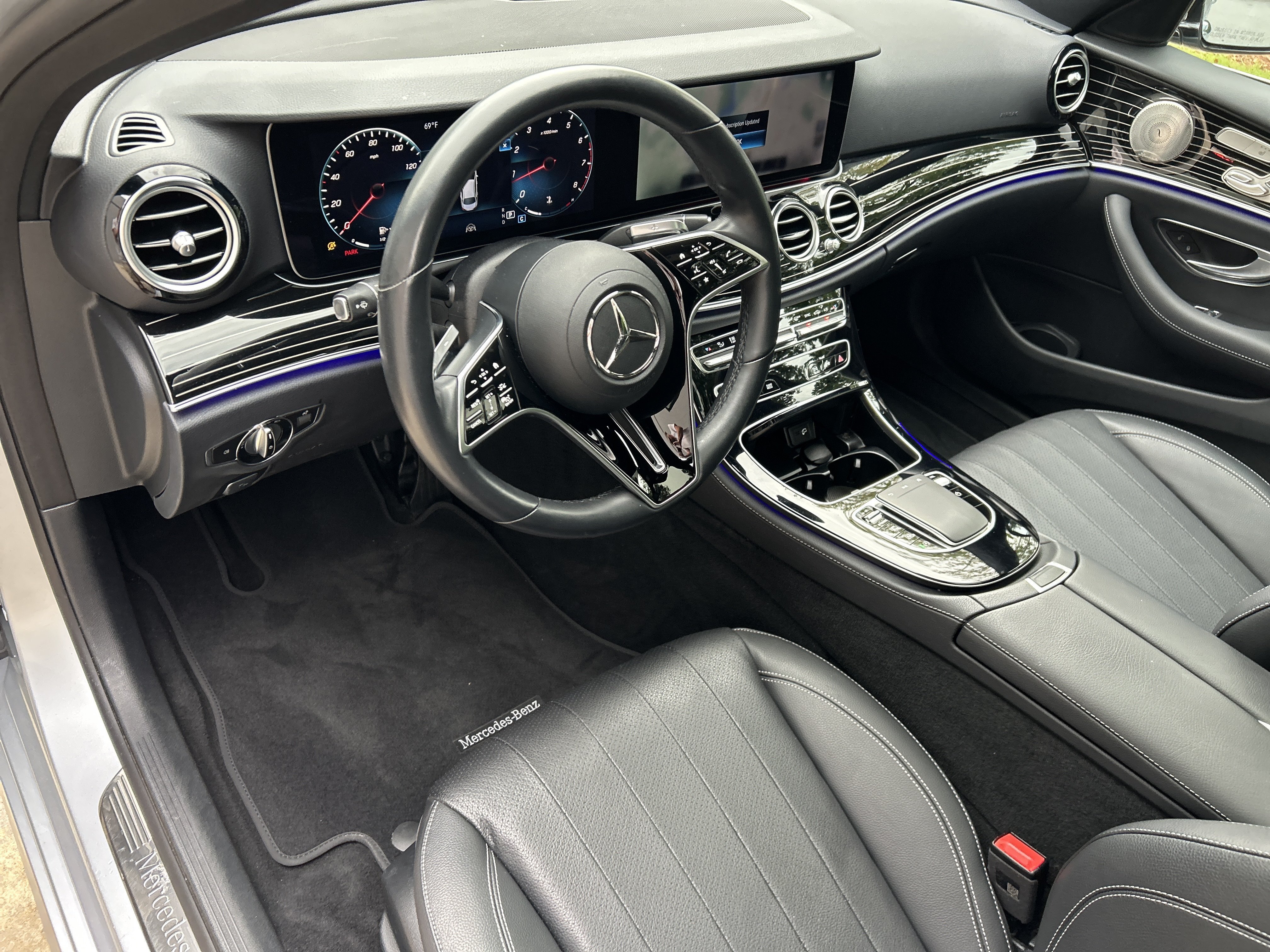 Certified Used 2023 Cirrus Silver Metallic Mercedes-Benz E 350 4MATIC® Sedan image 18