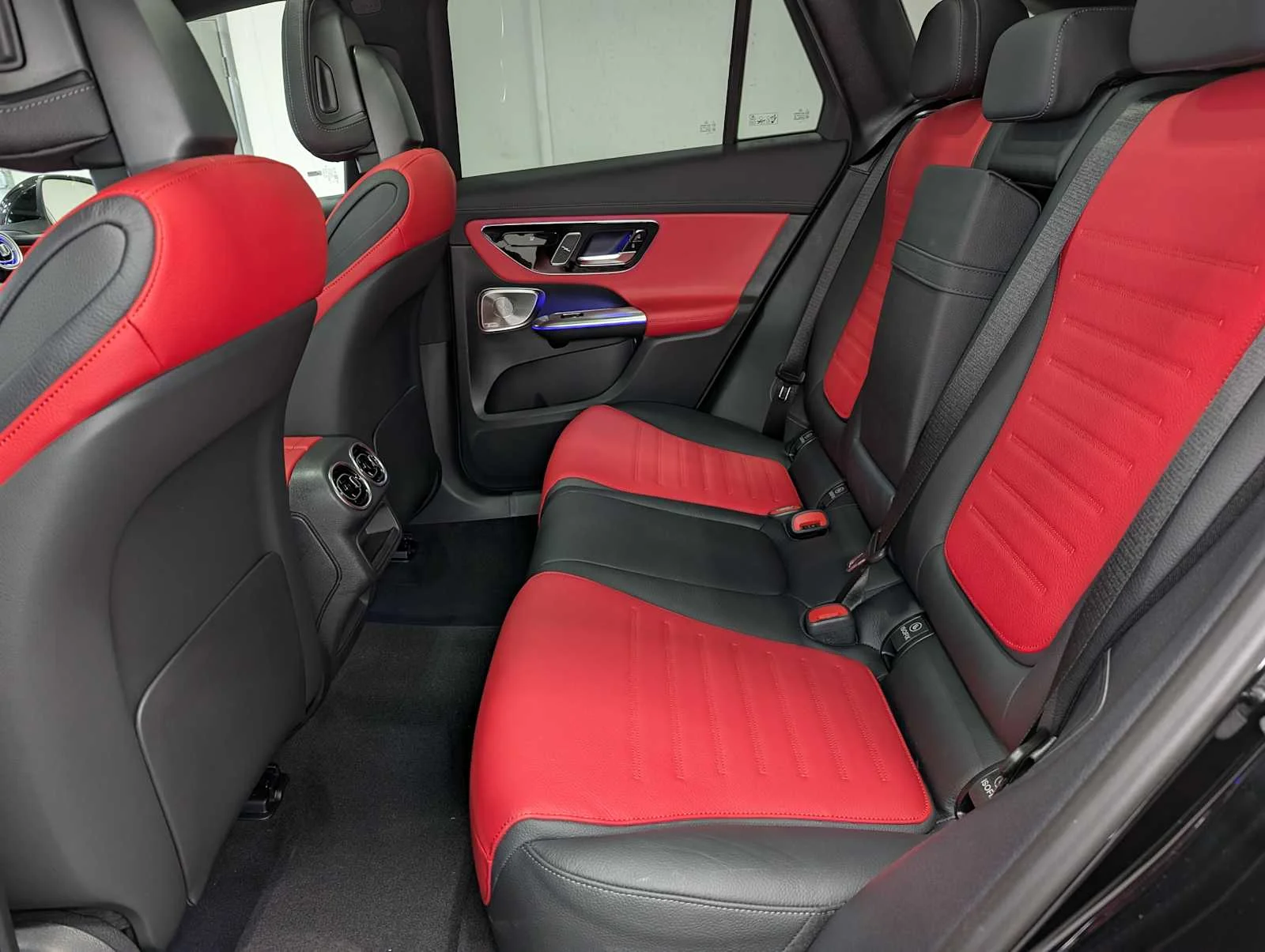 New 2026  Mercedes-Benz GLC 300 image 21
