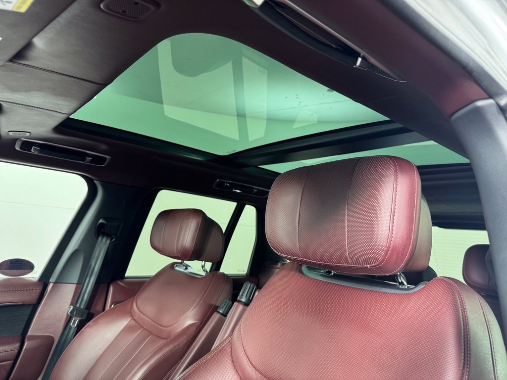 Used 2025 Fuji White Land Rover Autobiography image 20