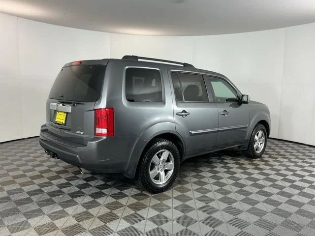 Used 2011  Honda EX image 5