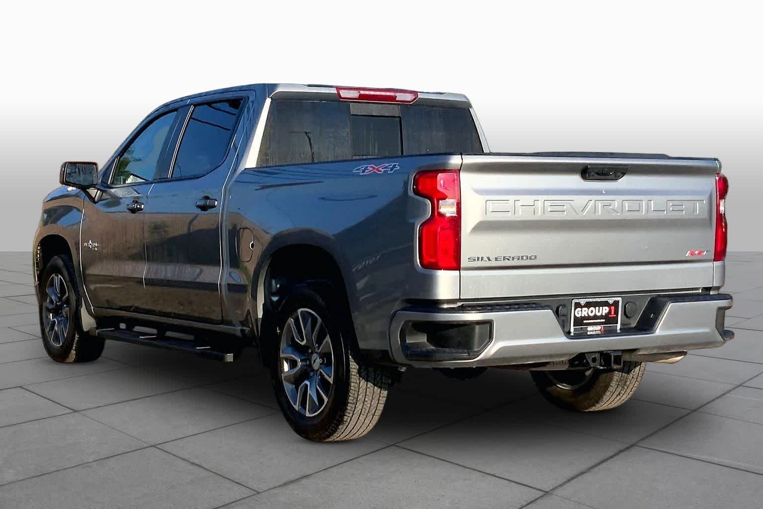 Used 2025 Sterling Gray Metallic Chevrolet RST image 12