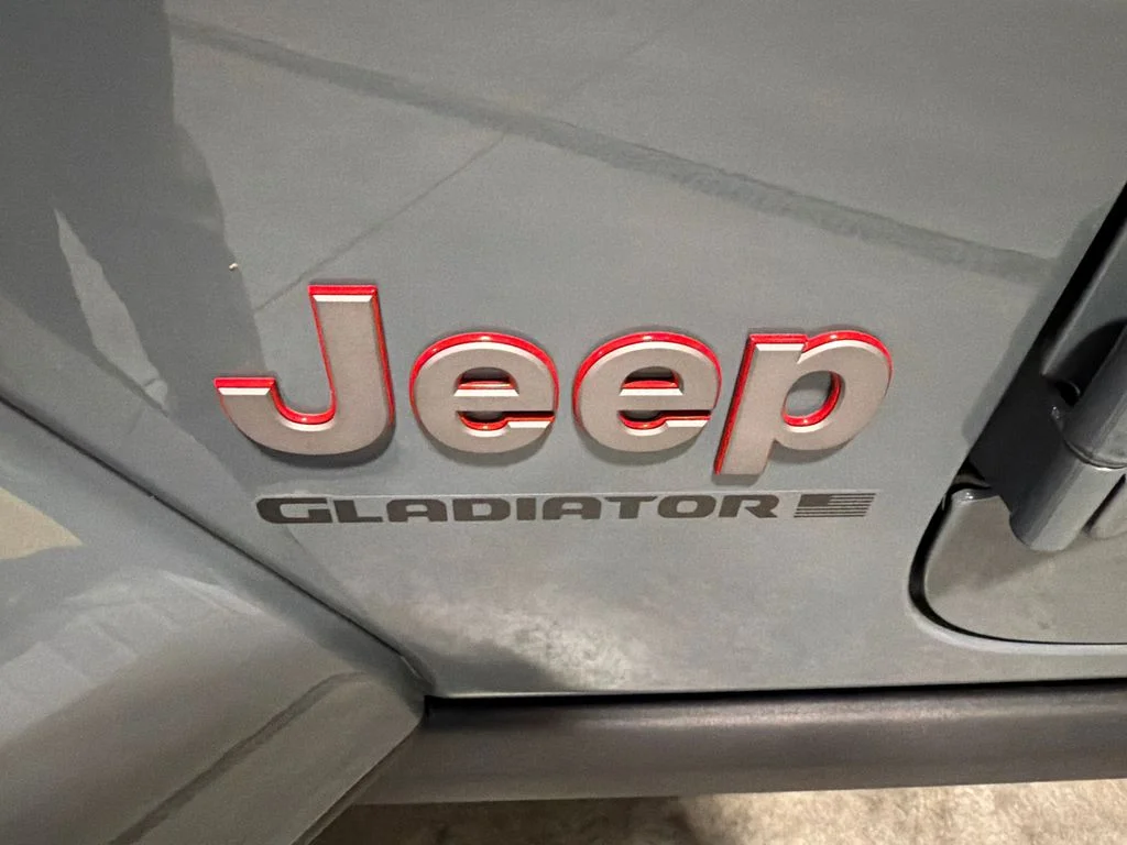 New 2026 Anvil Clear-Coat Exterior Paint Jeep Rubicon X image 12