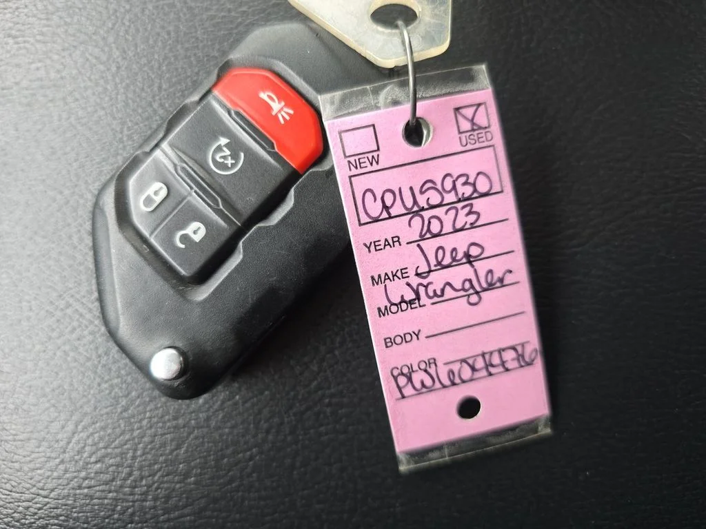 Used 2023 Silver Jeep Sahara 4xe image 37