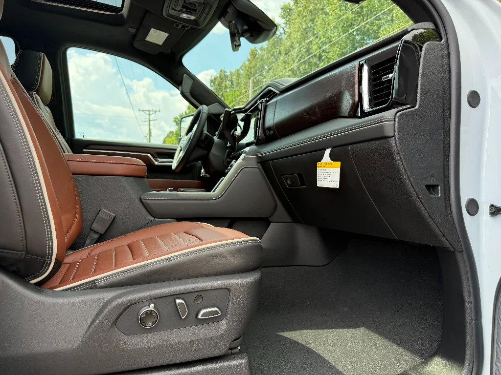 2026 GMC Sierra 2500HD Denali Ultimate - Photo 32