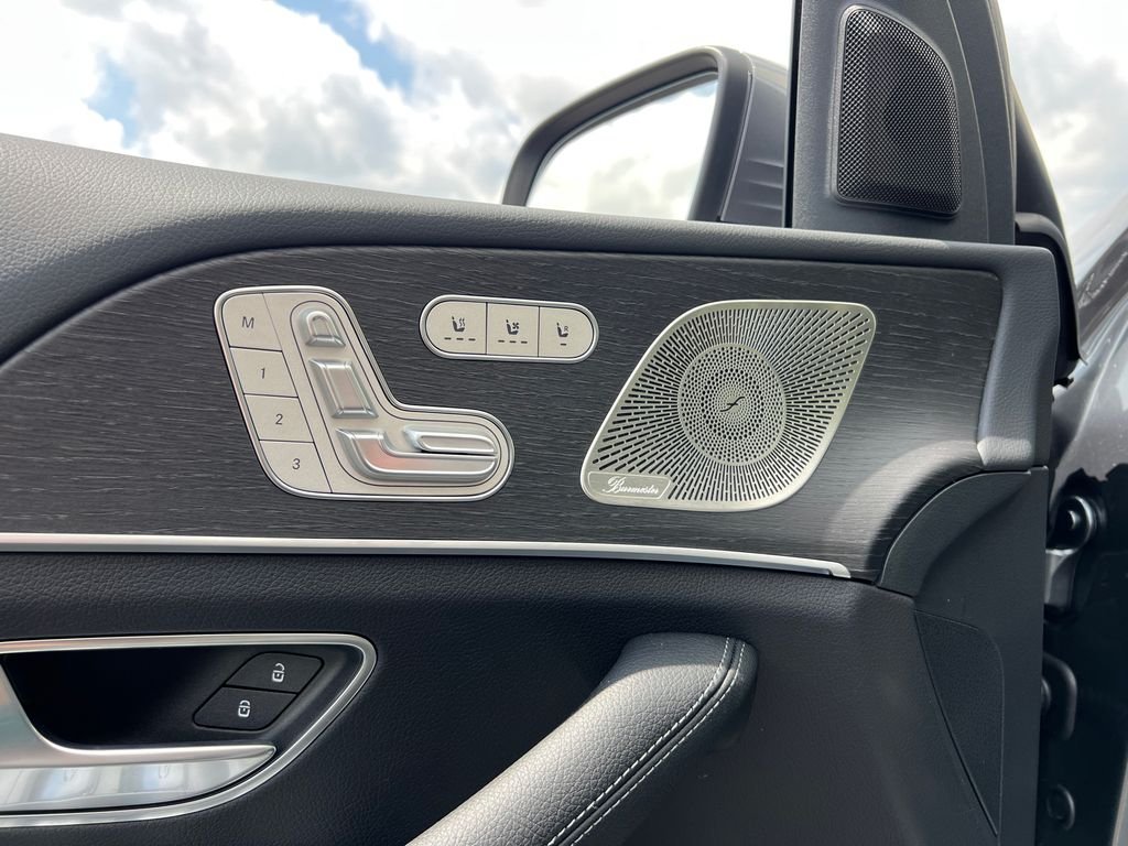 New 2026 Selenite Grey Metallic Mercedes-Benz GLS 450 image 12
