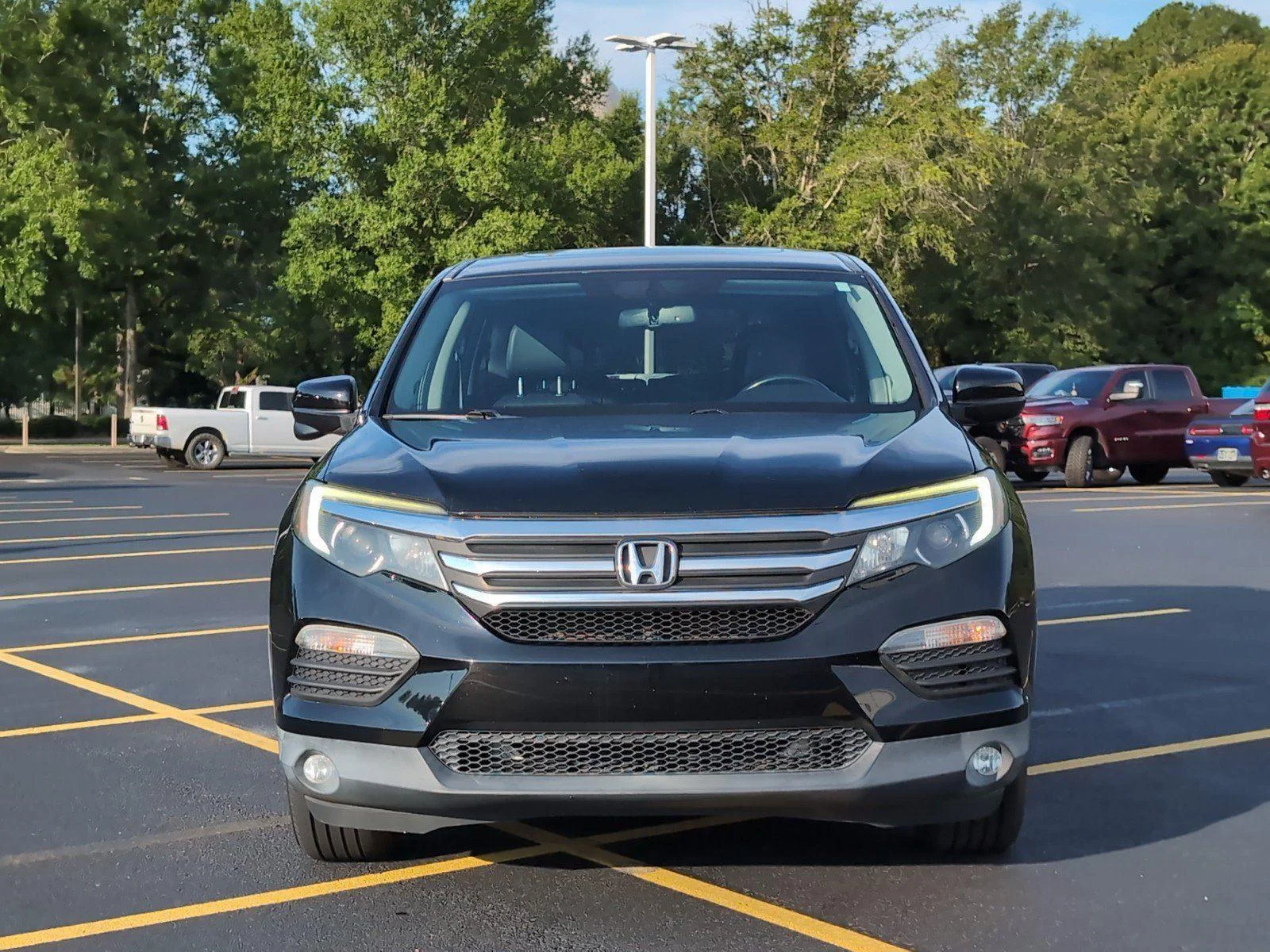 Used 2018 Crystal Black Pearl Honda EX-L image 10