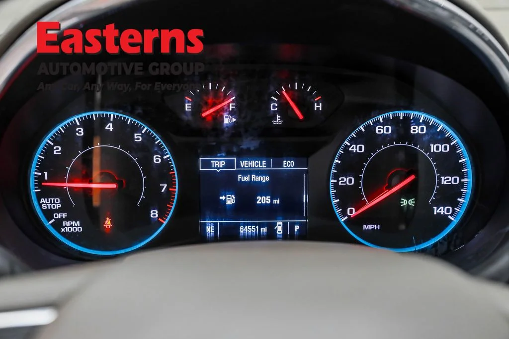 Used 2021 White Chevrolet LT image 18