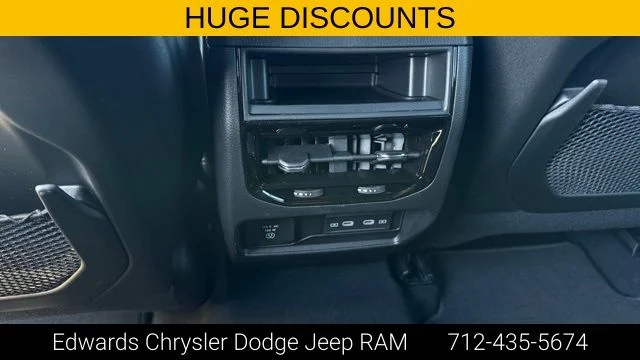 New 2026 White Jeep Laredo image 34