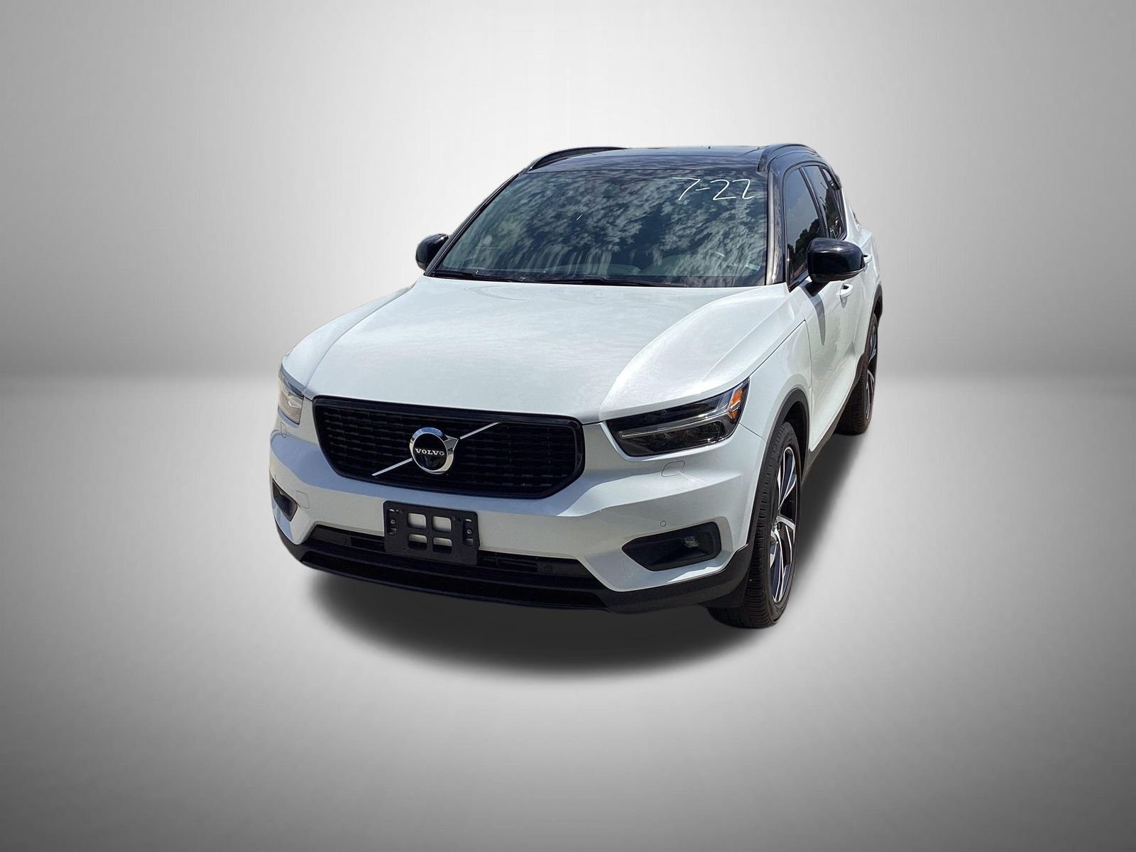 2020 Volvo XC40 R-Design - Photo 1