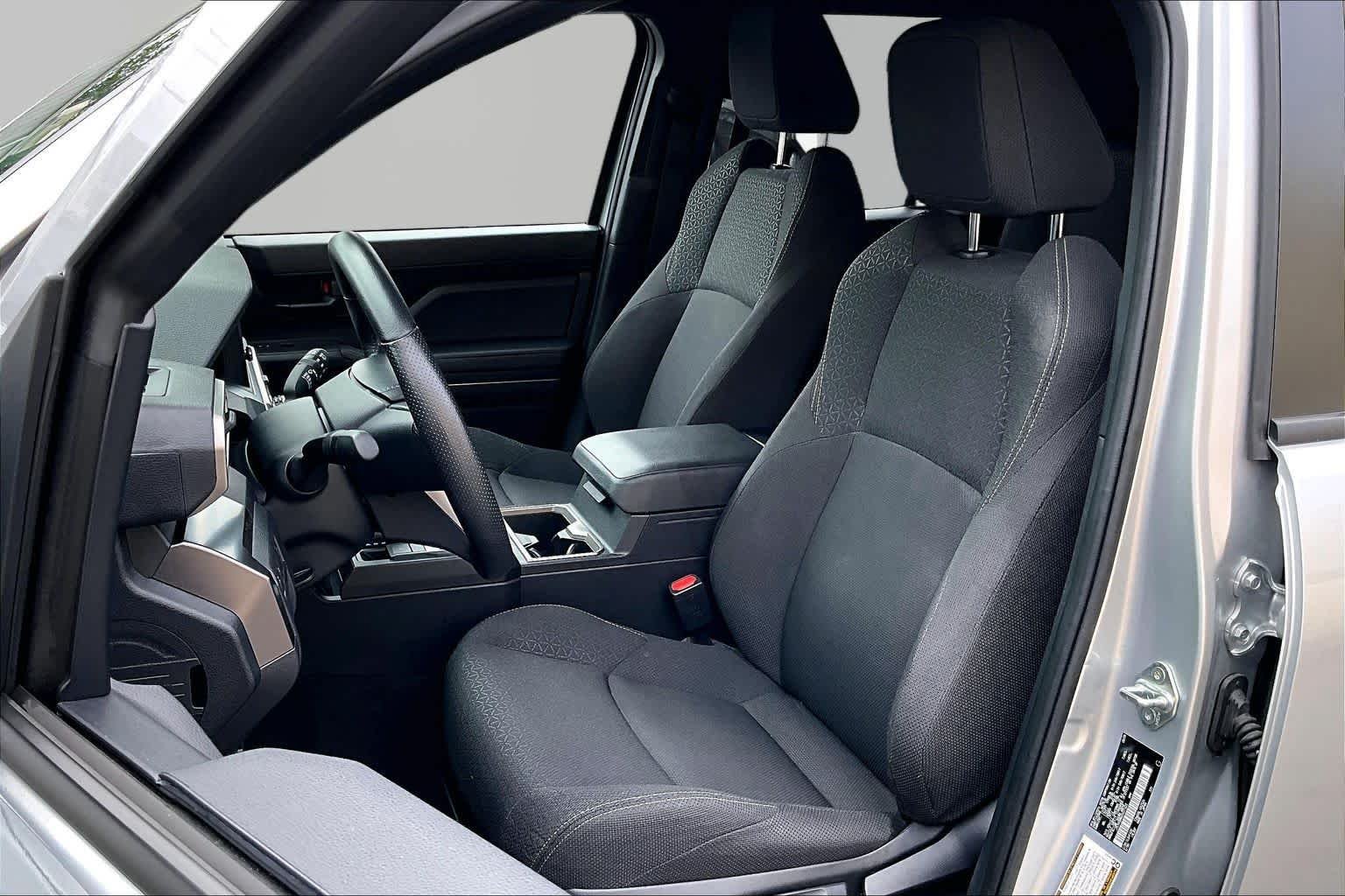 Used 2025 Cutting Edge Toyota SR5 image 8
