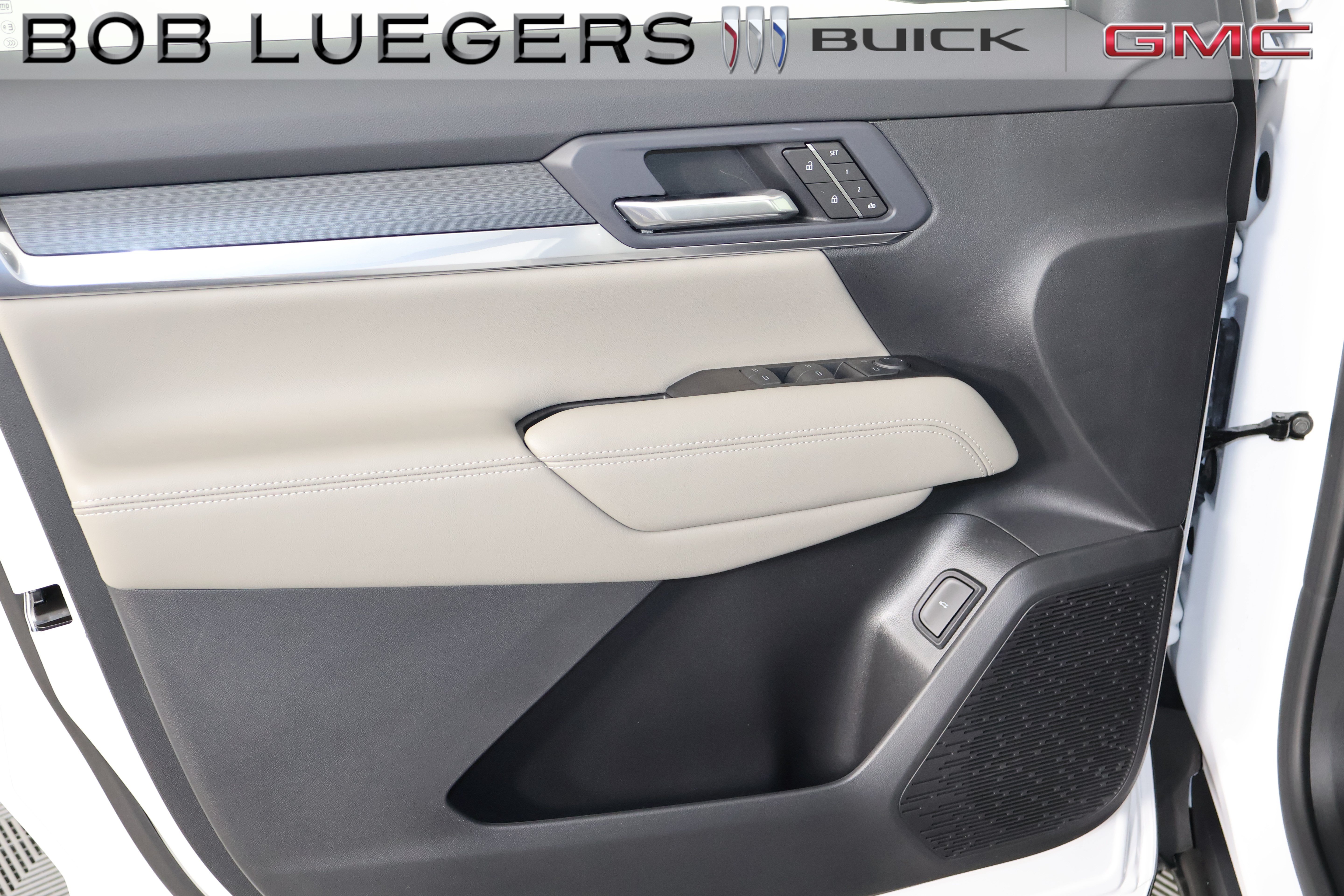 2027 GMC Terrain Elevation - Photo 6