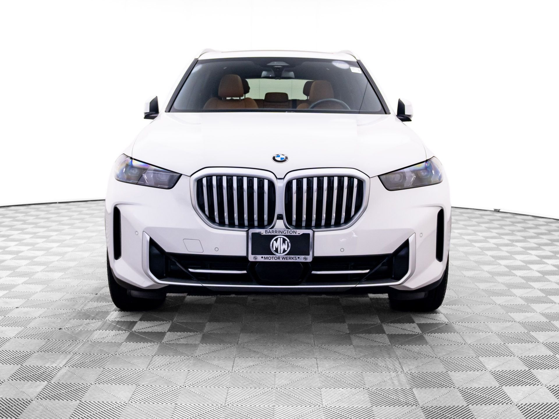 Certified Used 2024 Alpine White BMW xDrive40i image 9