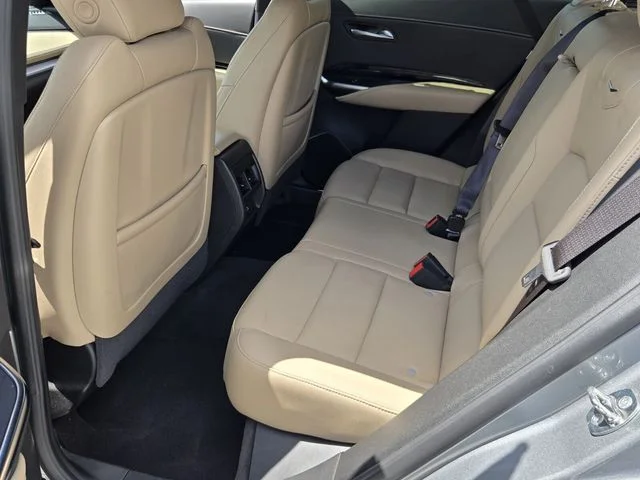 Used 2024 Silver Cadillac Luxury image 11