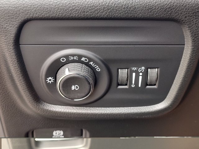 New 2027 Steel Blue Paint Jeep Limited Reserve image 25