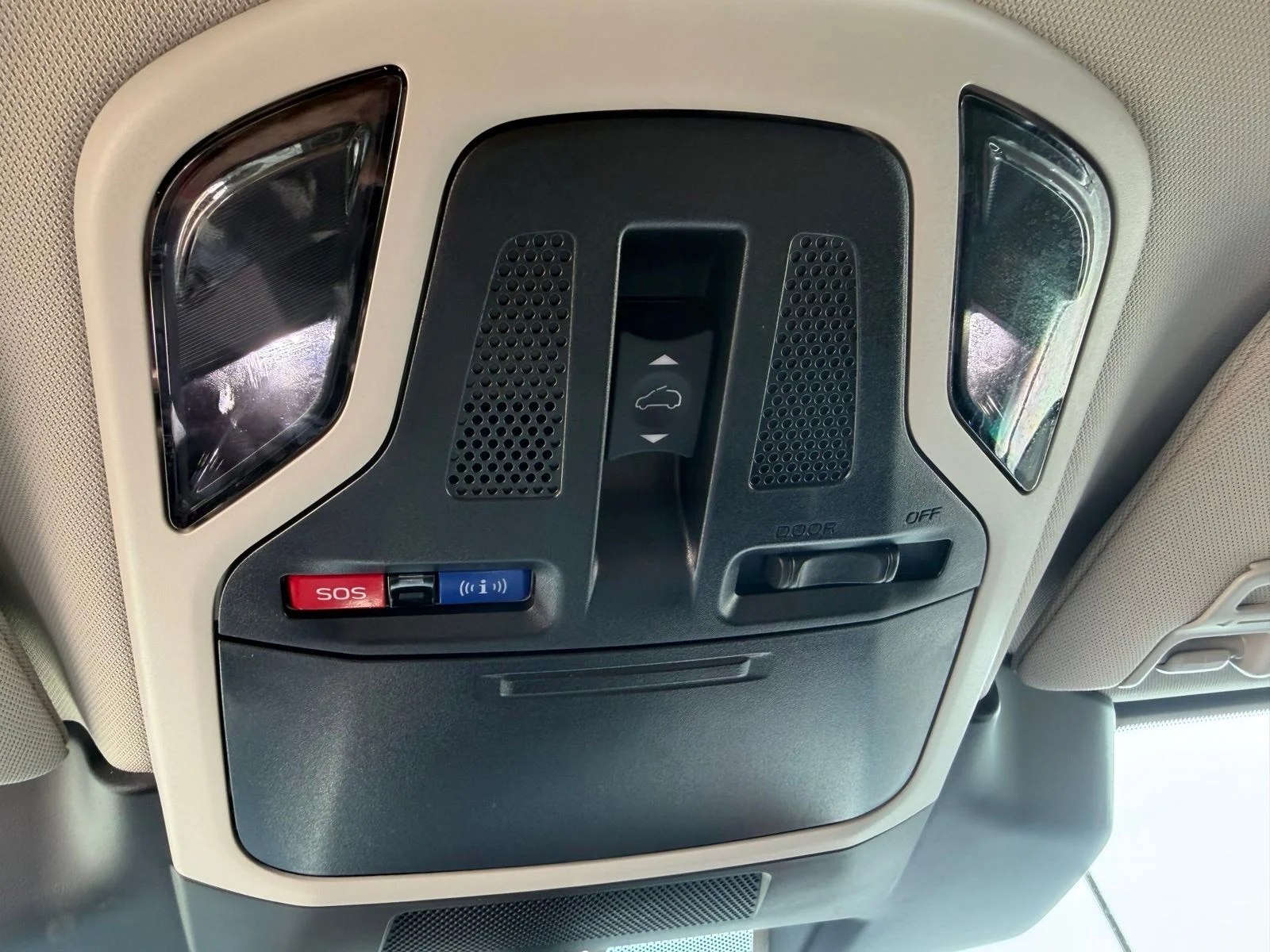 2025 Subaru Outback Onyx Edition - Photo 18