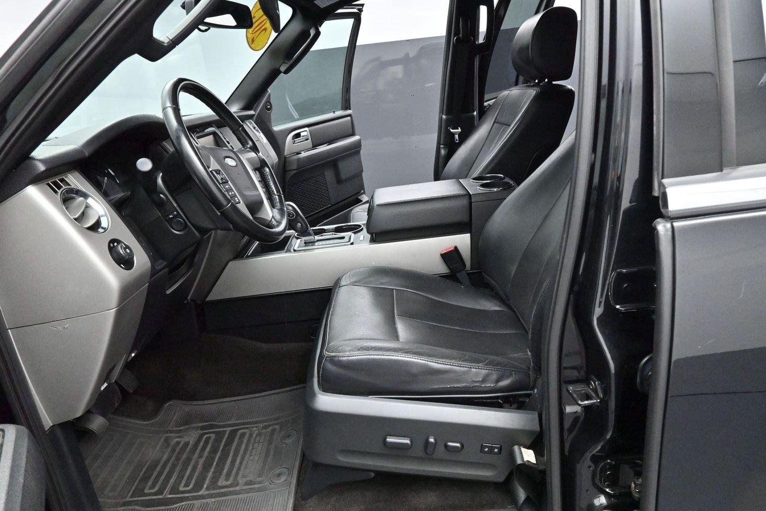Used 2015 Tuxedo Black Metallic Ford Limited image 15