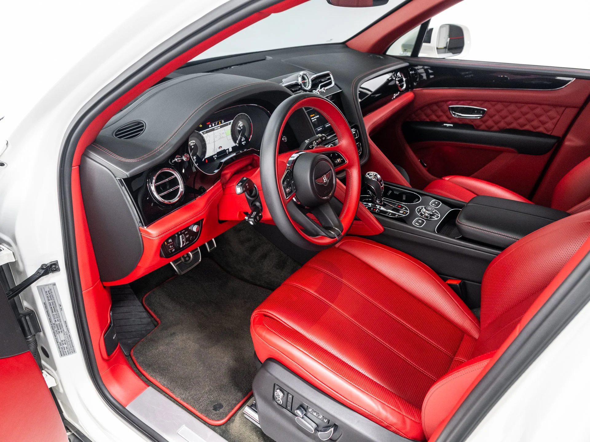 Used 2021 Glacier White Bentley Speed image 28