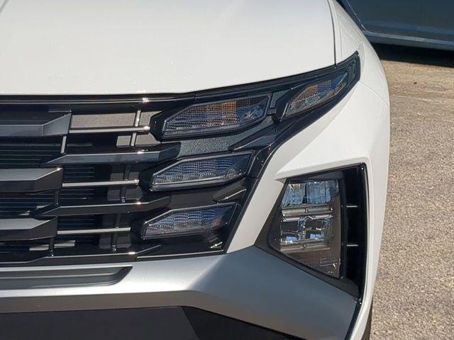 2025 Hyundai Tucson SE - Photo 10