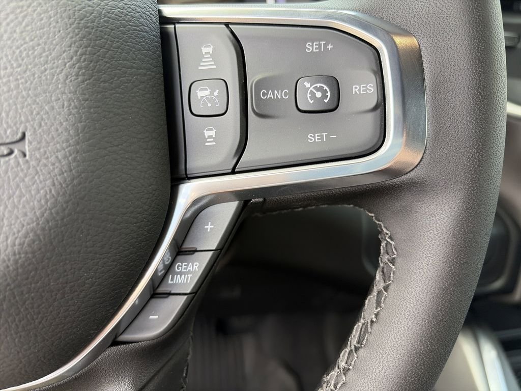 New 2026 Bright White Clear-Coat Exterior Paint Ram Laramie image 22