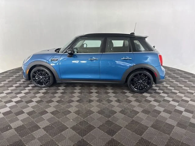 Used 2024 Blue MINI Signature image 8