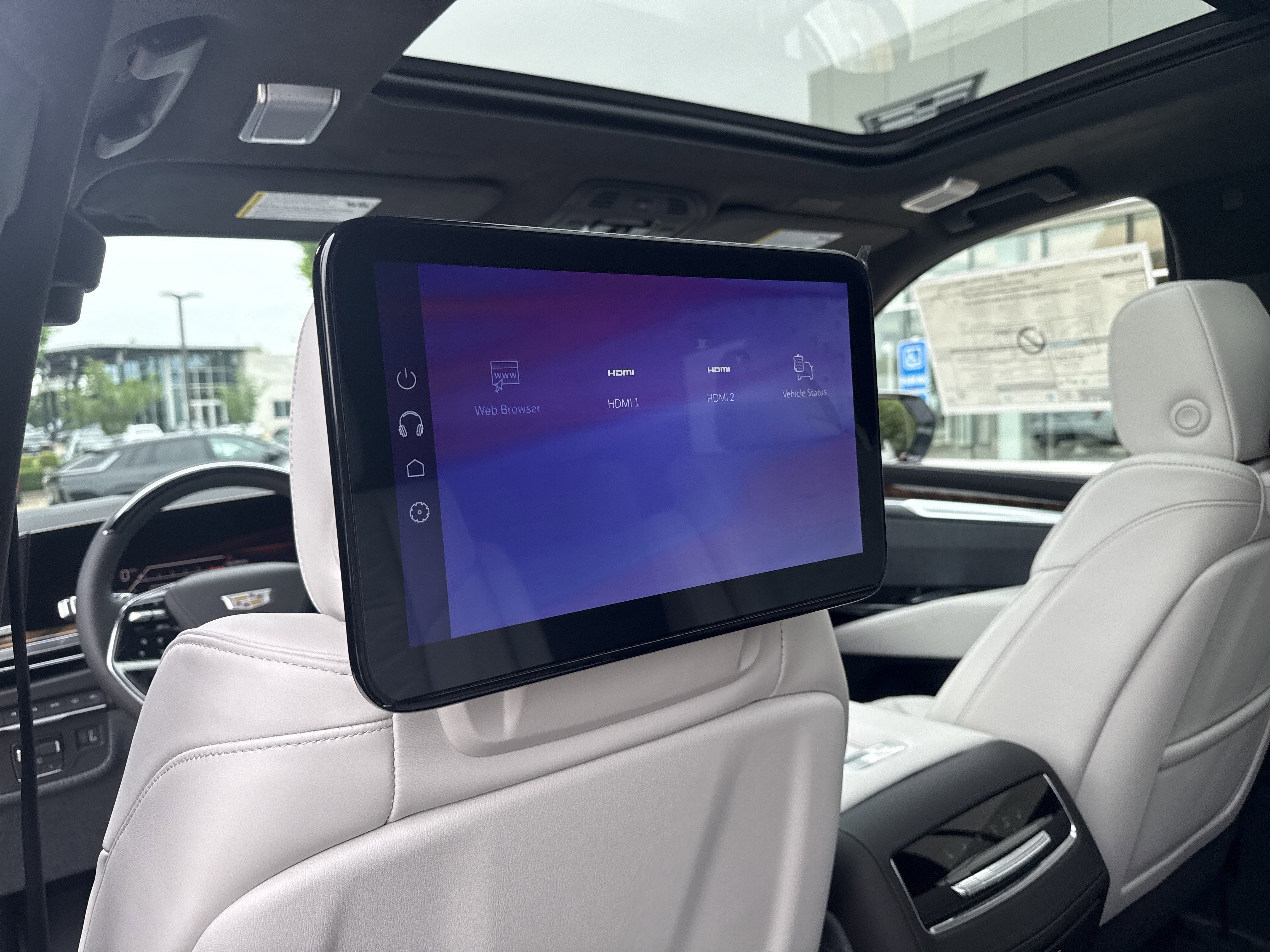 New 2026 Vibrant White Tricoat Cadillac Platinum Sport image 13