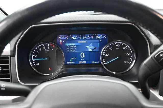 Certified Used 2022 Stone Gray Metallic Ford XLT image 9