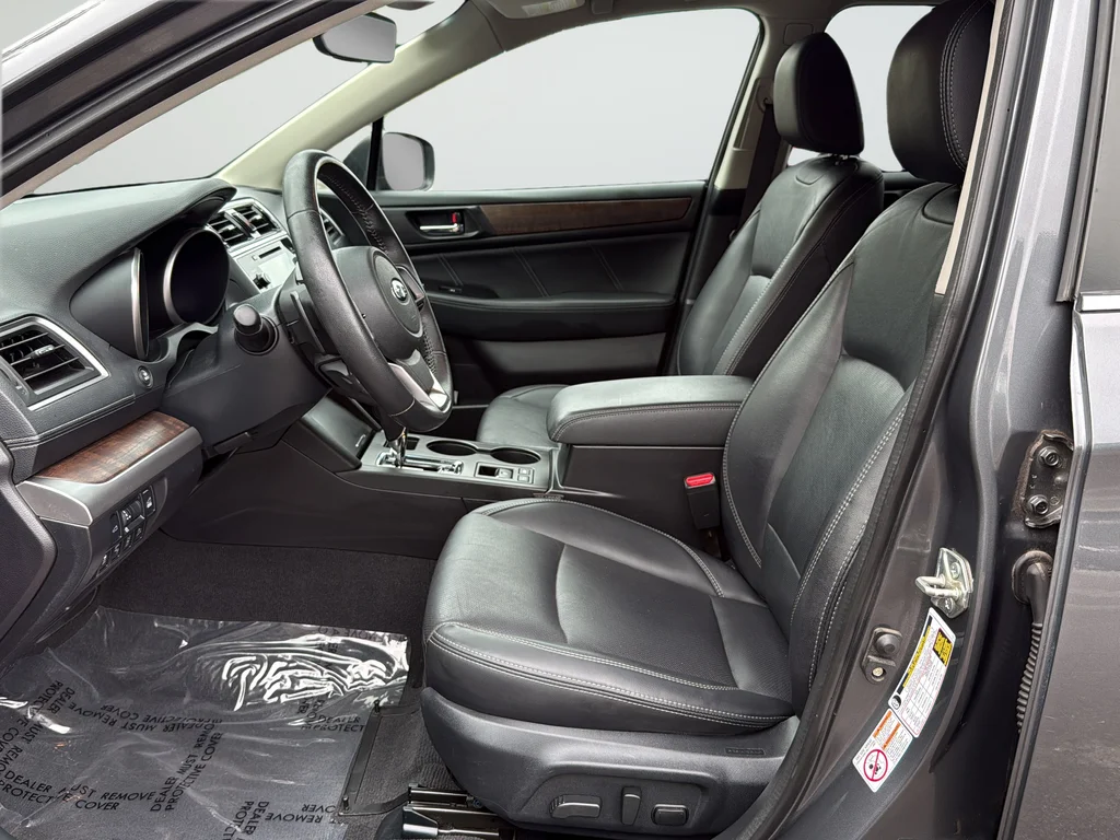 Used 2018 Gray Subaru 2.5i image 10