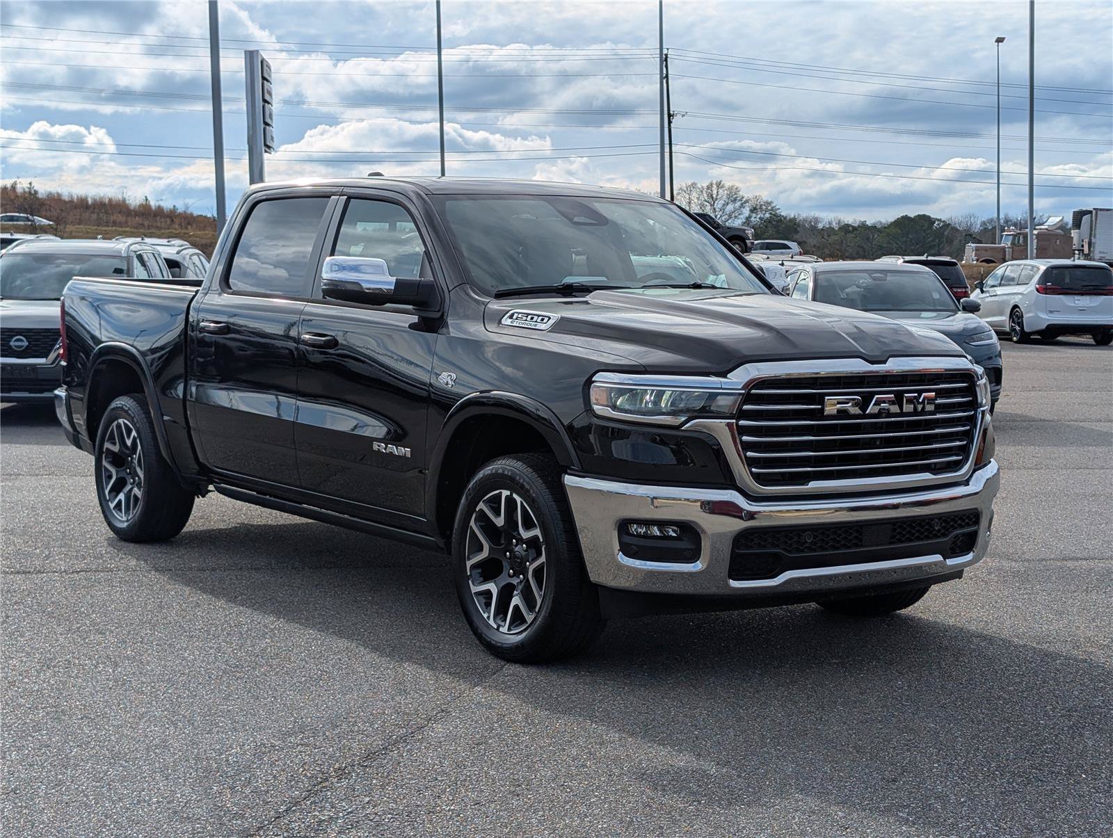 New 2026 Diamond Black Crystal Pearlcoat Ram Laramie image 5