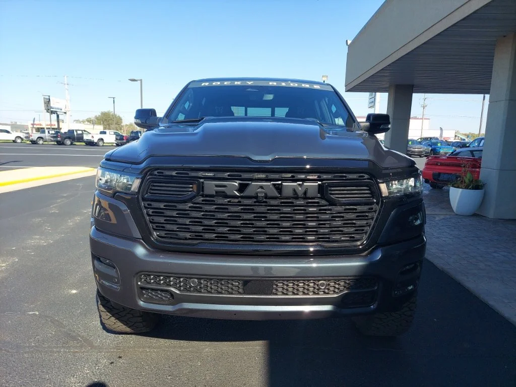 New 2027 Forged Blue Metallic Exterior Paint RAM Big Horn/Lone Star image 2