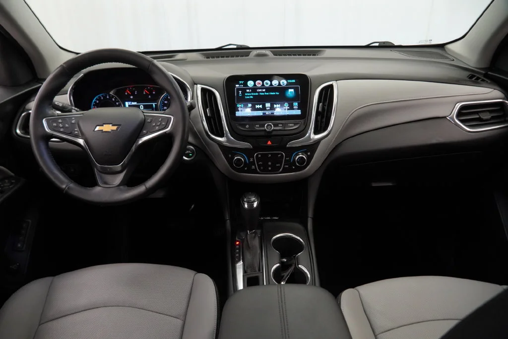 Used 2018 Beige Chevrolet Premier image 2