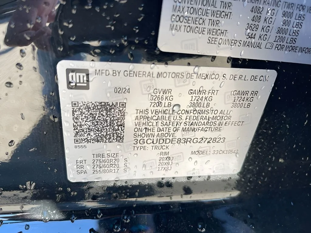 Used 2024 Black Chevrolet LT image 32