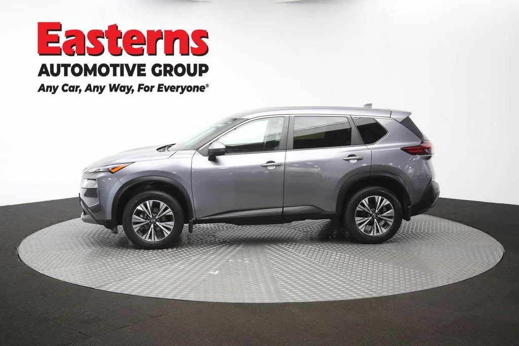 Used 2023 Gray Nissan SV image 59