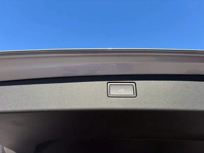New 2027 Silver Volkswagen SE image 13
