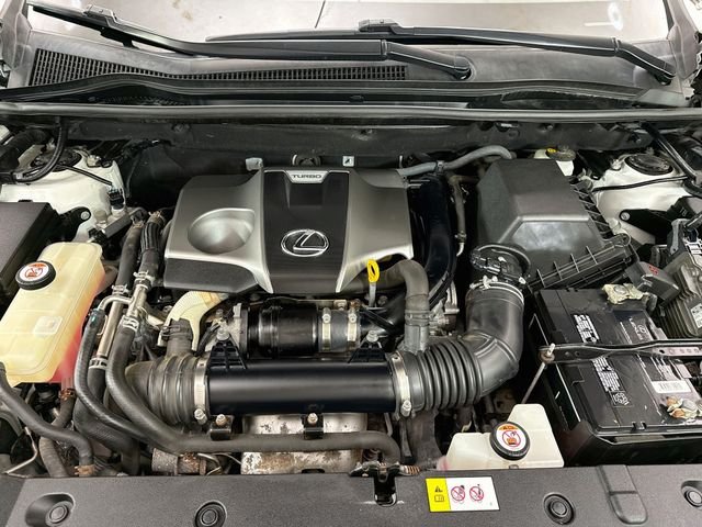 Used 2017  Lexus 200t image 29