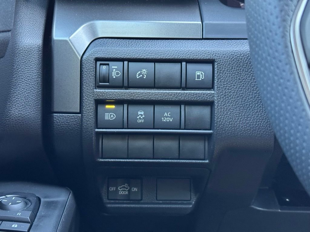 2025 Toyota Tacoma TRD Off Road - Photo 18