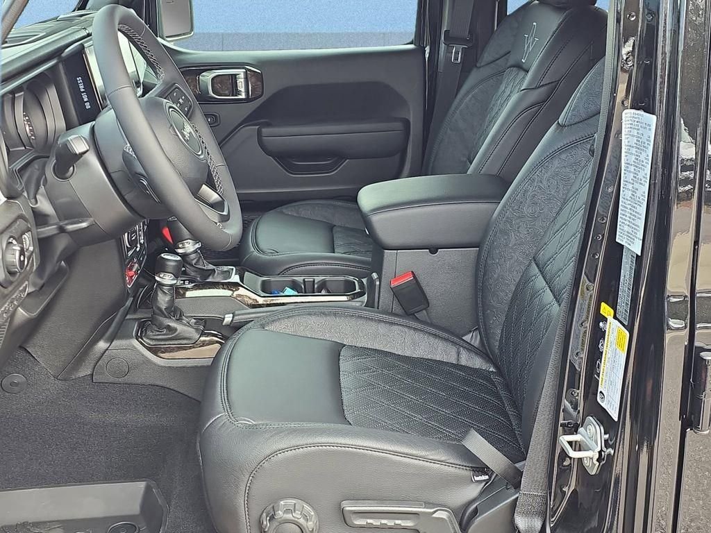 2025 Jeep Wrangler 4-Door Willys - Photo 15