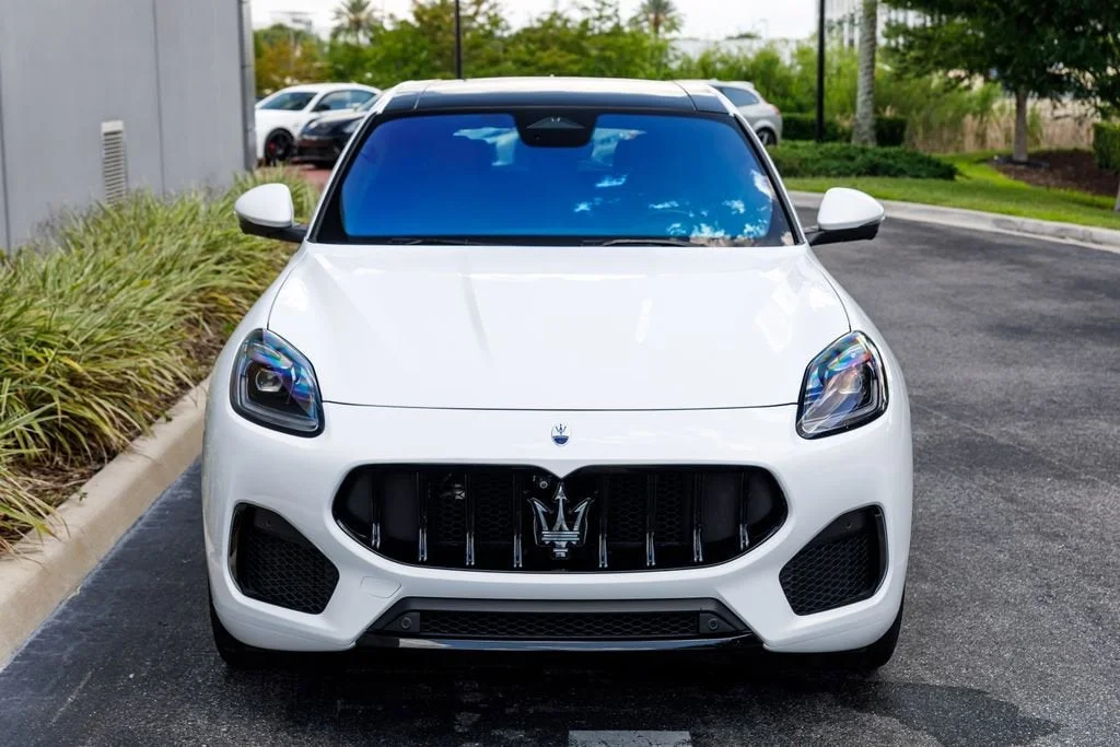 Used 2023 Bianco Maserati Modena image 8