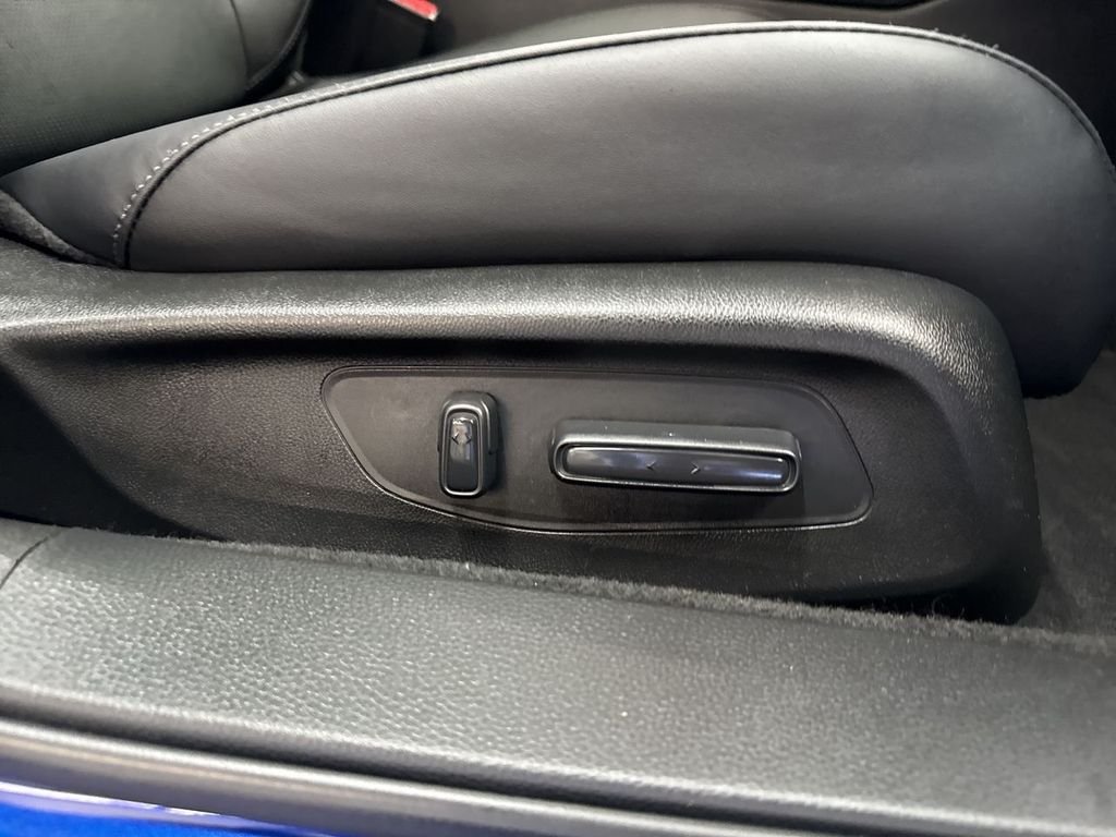 Used 2025 Still Night Pearl Honda HYBRID SPORT-L image 19