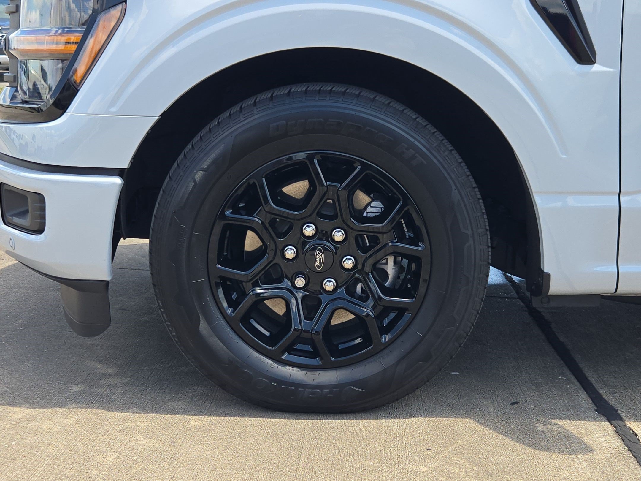 Used 2025 Blue Ford XLT image 10