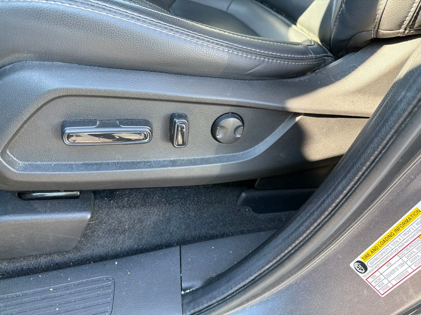 Used 2024 Gray Honda EX-L image 13