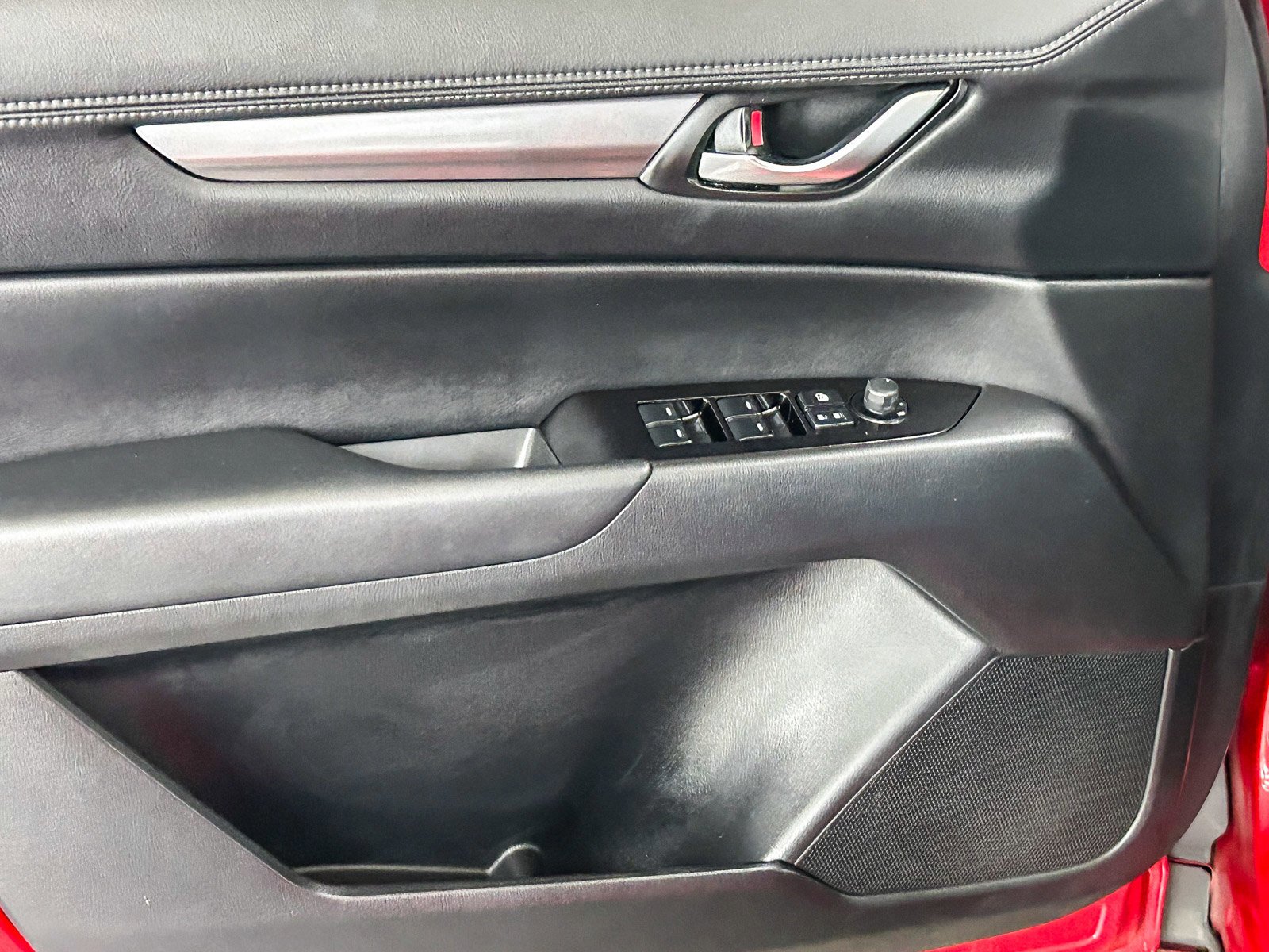 Used 2025 SOUL RED CRYSTAL MAZDA 2.5 S SELECT PACK image 23